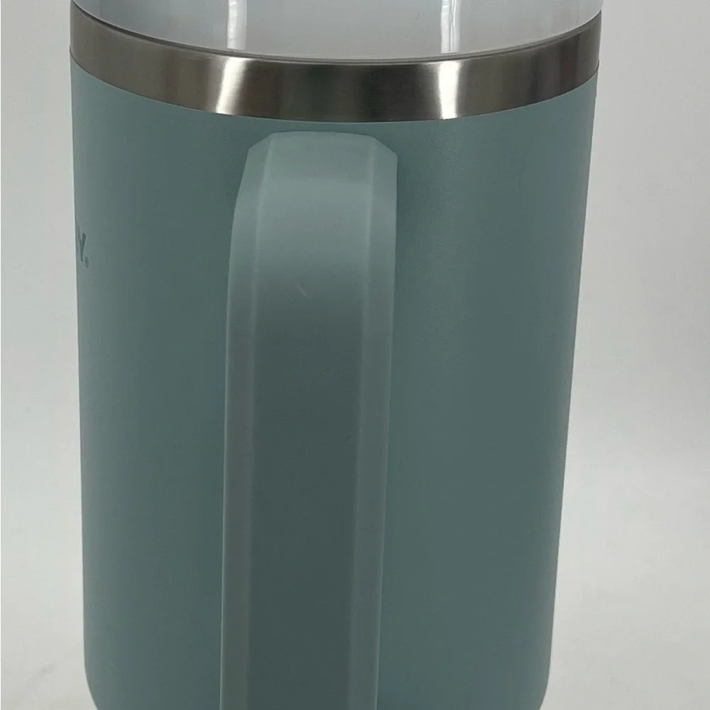 Stanley 40oz Quencher Seafoam Insulted Tumbler Mug w/‎ Handle & New Straw